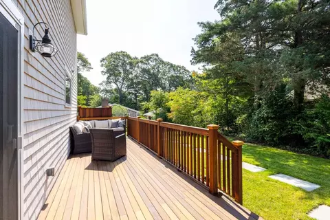5 Pine Tree Ln, Tisbury, MA 02568 photo 23