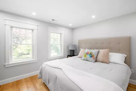 5 Pine Tree Ln, Tisbury, MA 02568 photo 15