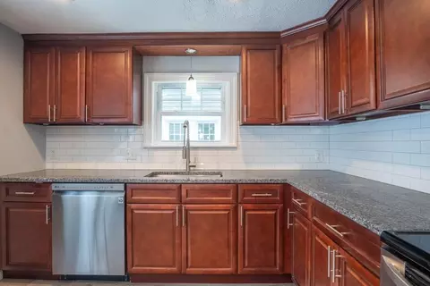 Kitchen - 509 Plumtree Rd, Springfield, MA 01119 photo 3 of 4