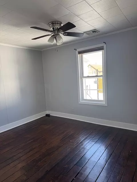 756 County St, Fall River, MA 02723 photo 5