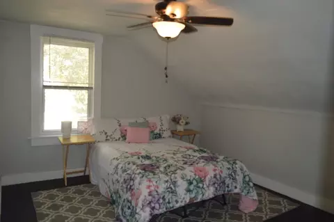 Bedroom - 4 First St, Sutton, MA 01590 photo 1 of 7
