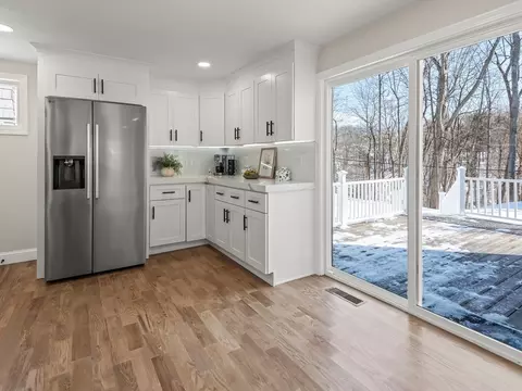 122 Copperfield Rd, Worcester, MA 01602 photo 13