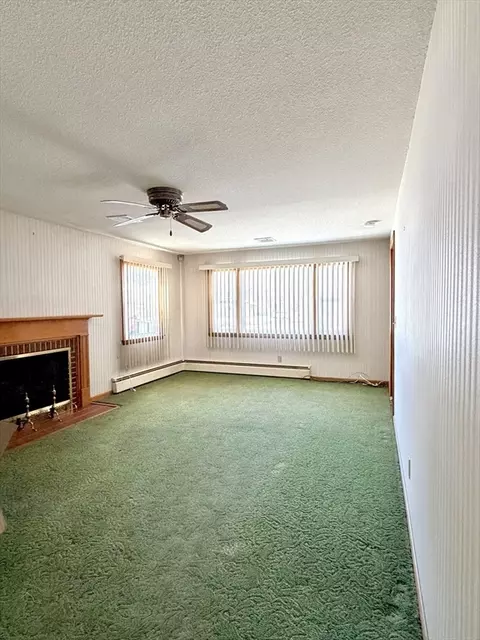 121 Mallowhill Rd, Springfield, MA 01129 photo 3