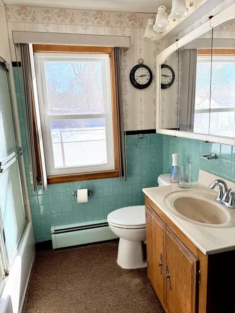 121 Mallowhill Rd, Springfield, MA 01129 photo 7