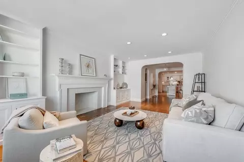 280 Beacon St #U65, Boston, MA 02116