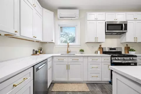 12 Beale St, Worcester, MA 01606 photo 6