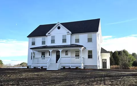 38 Hemlock St, Douglas, MA 01516