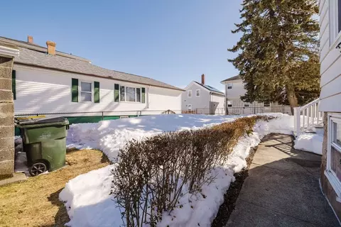 Exterior - 869 Bedford St, Fall River, MA 02723 photo 4 of 4