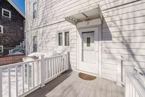 Exterior - 869 Bedford St, Fall River, MA 02723 photo 3 of 4