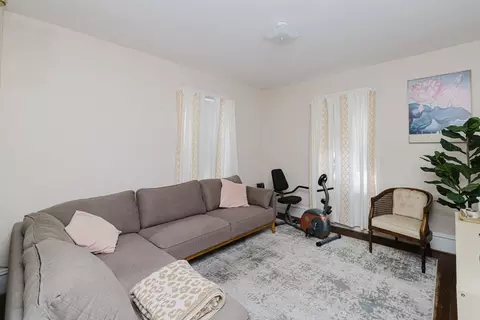 Living - 869 Bedford St, Fall River, MA 02723 photo 2 of 5