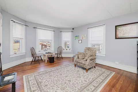 Living - 869 Bedford St, Fall River, MA 02723 photo 4 of 5