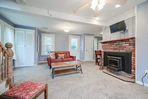4 Roosevelt St, Wareham, MA 02571 photo 9