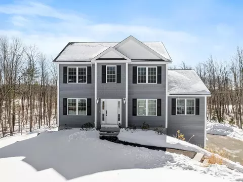 196 Sheldon Rd, Fitchburg, MA 01420
