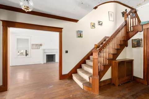Entry Way - 22 Windsor Rd, Brookline, MA 02445 photo 4 of 4
