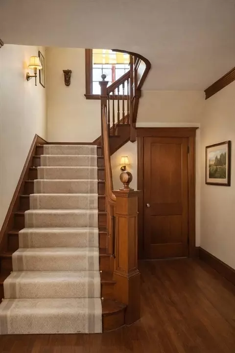 Entry Way - 22 Windsor Rd, Brookline, MA 02445 photo 3 of 4