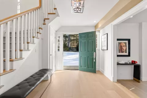 389 Grove St, Needham, MA 02492 photo 2