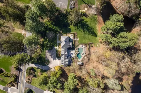389 Grove St, Needham, MA 02492 photo 39