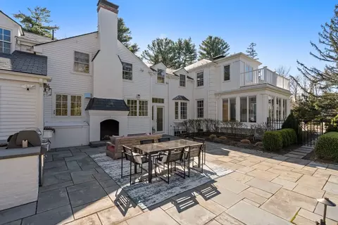 389 Grove St, Needham, MA 02492 photo 35