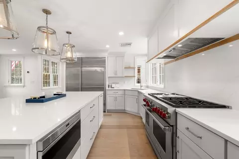 389 Grove St, Needham, MA 02492 photo 13