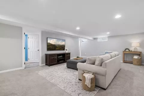 235 Starling Rd, Springfield, MA 01119 photo 19