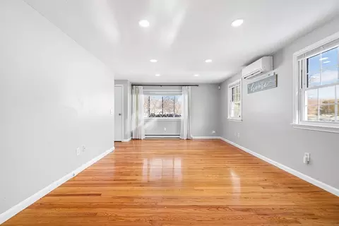 235 Starling Rd, Springfield, MA 01119 photo 5
