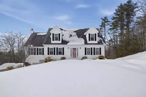 110 Pondview Rd, East Brookfield, MA 01515
