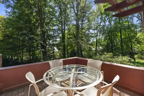 Exterior - 331 Heath St, Chestnut Hill, MA 02467 photo 3 of 9