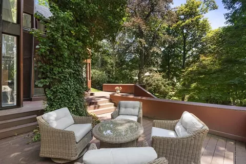 Exterior - 331 Heath St, Chestnut Hill, MA 02467 photo 4 of 9