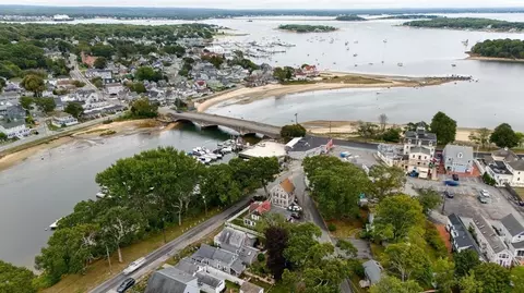 View/Area - 10 East Blvd, Wareham, MA 02571 photo 3 of 4