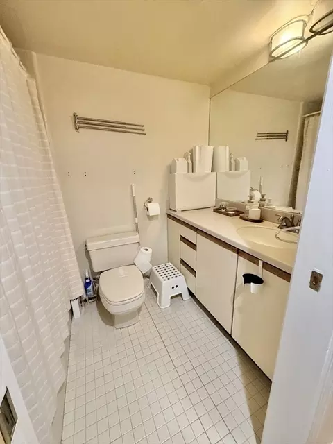 Bath - 20 Webster St #307, Brookline, MA 02446 photo 2 of 2