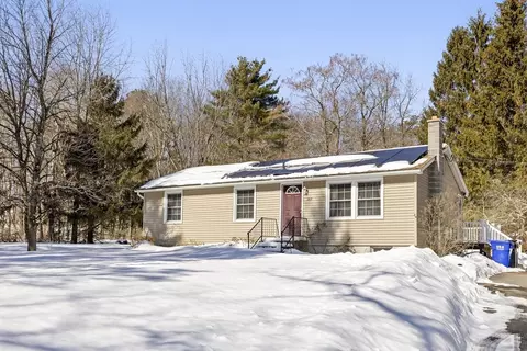 268 N Liberty St, Belchertown, MA 01007