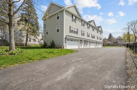 10 Eighth Ave #1, Haverhill, MA 01830