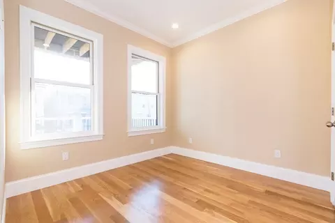 729-731 E 5th St, Boston, MA 02127 photo 23