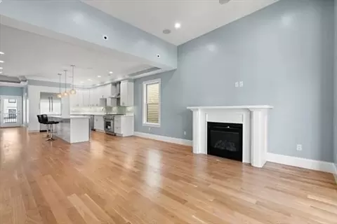 729-731 E 5th St, Boston, MA 02127 photo 5
