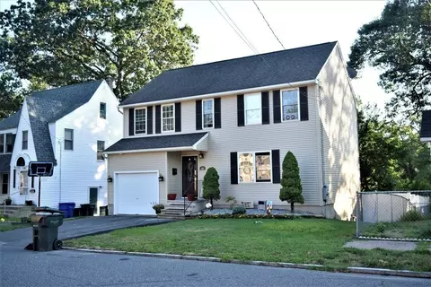 104 Appleton St, Springfield, MA 01108