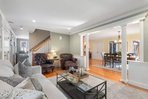 48 Patton Rd, Wellesley, MA 02482 photo 4