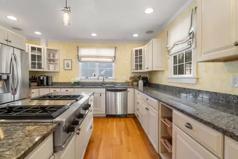 48 Patton Rd, Wellesley, MA 02482 photo 7