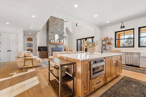5 Blueberry Hill Rd, Westhampton, MA 01027 photo 8