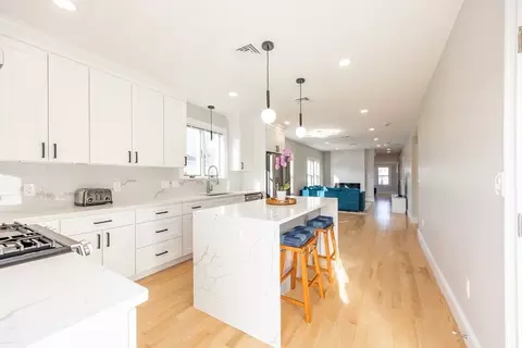 39-41 Hancock St #41, Medford, MA 02155