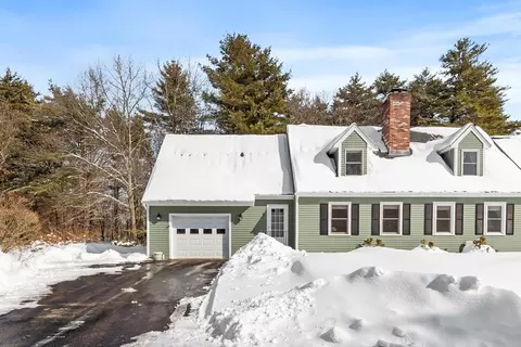 64 Peabody #E, Shirley, MA 01464