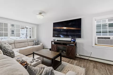10 Aberdeen St, Fall River, MA 02721 photo 14