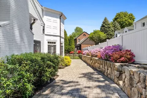 20 Risley Rd, Newton, MA 02465 photo 35