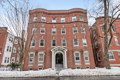 20 Winchester St #3, Brookline, MA 02446
