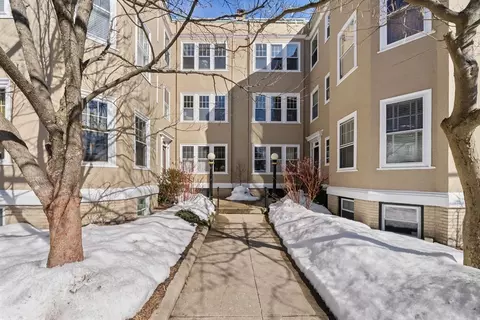 2 Avon St #6, Cambridge, MA 02138