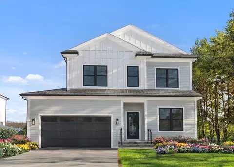 15 Cedarcroft Ln, Waltham, MA 02451