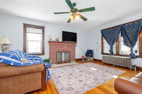 Living - 211 June St #2, Worcester, MA 01602 photo 3 of 3