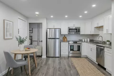 10 Dryden St #7, Worcester, MA 01605