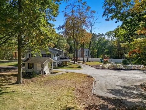 Exterior - 534 Forest St, Methuen, MA 01844 photo 11 of 11
