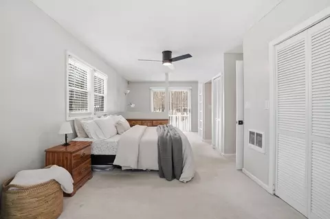 Bedroom - 534 Forest St, Methuen, MA 01844 photo 2 of 5