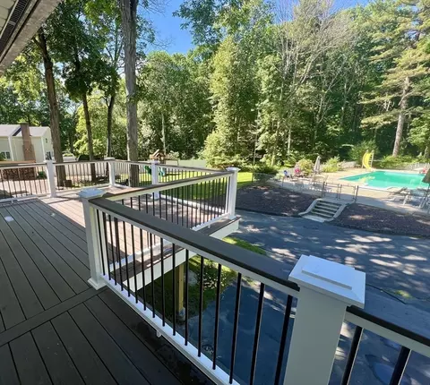 Exterior - 534 Forest St, Methuen, MA 01844 photo 7 of 11